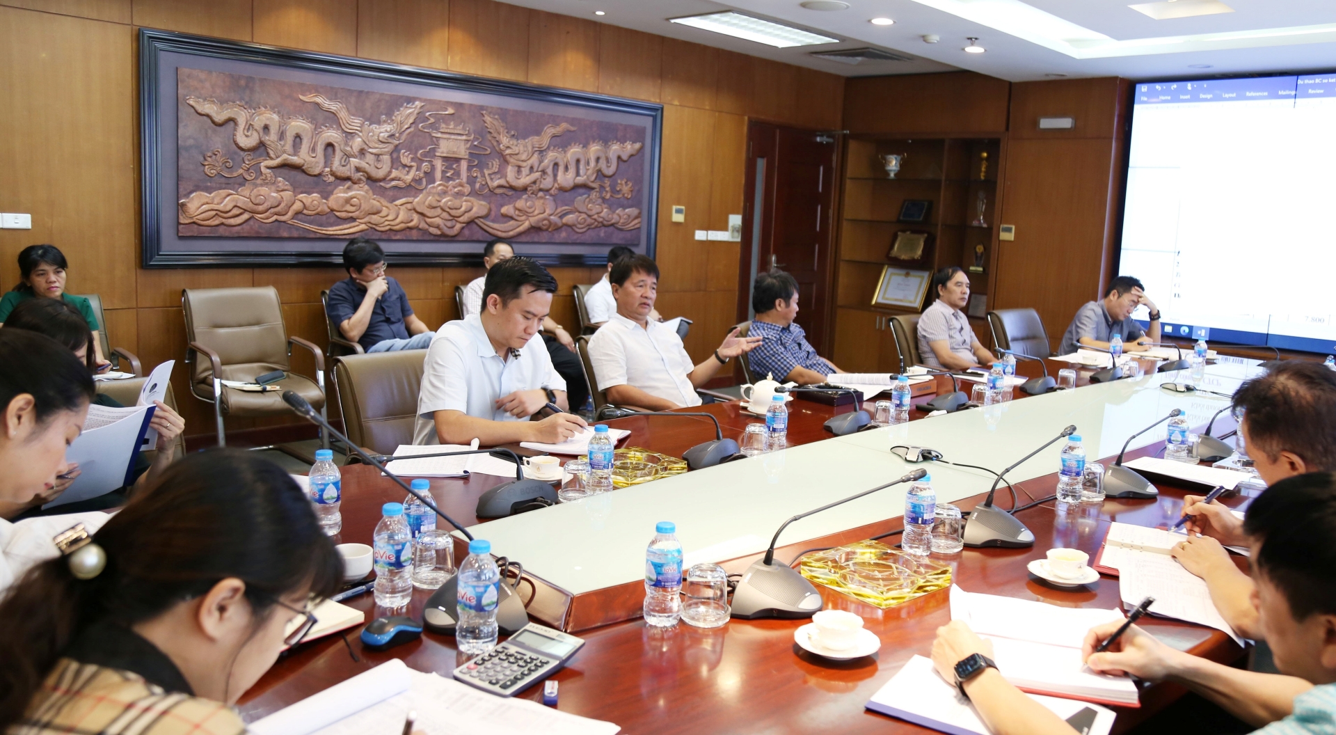 Viglacera Corporation - Joint Stock Company held a meeting of September 2020.